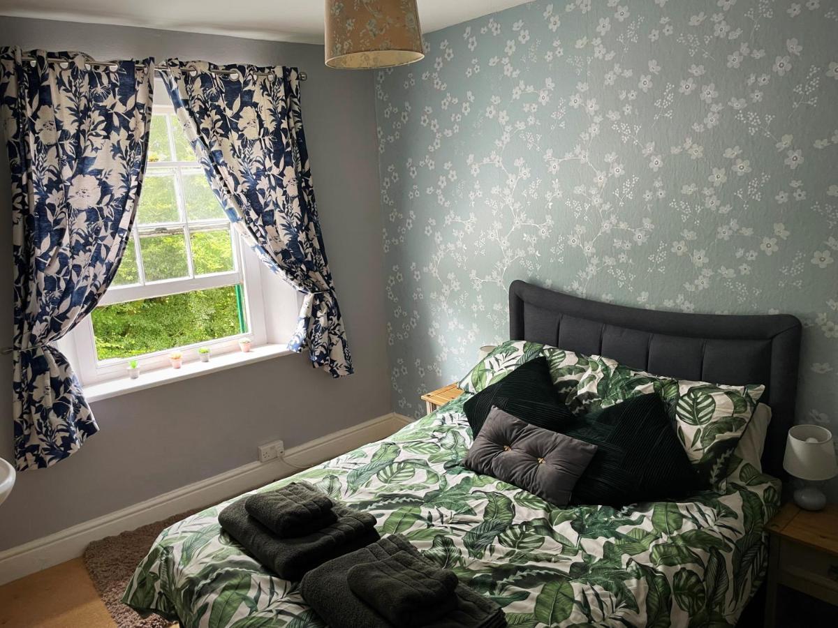 The Dartmoor Bnb Йелвертън Екстериор снимка